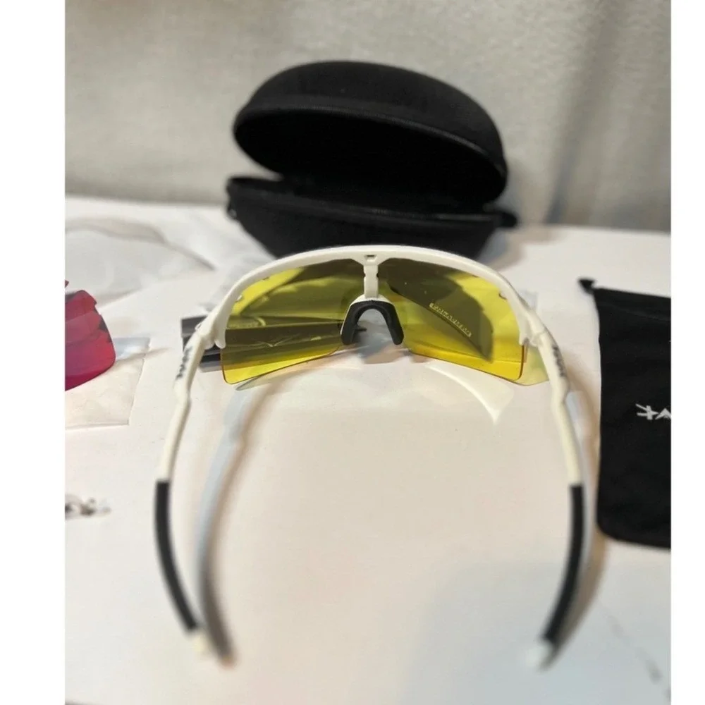 Kapvoe Cycling Sunglasses White Frame 4 Interchangeable Lenses Polarized Sport